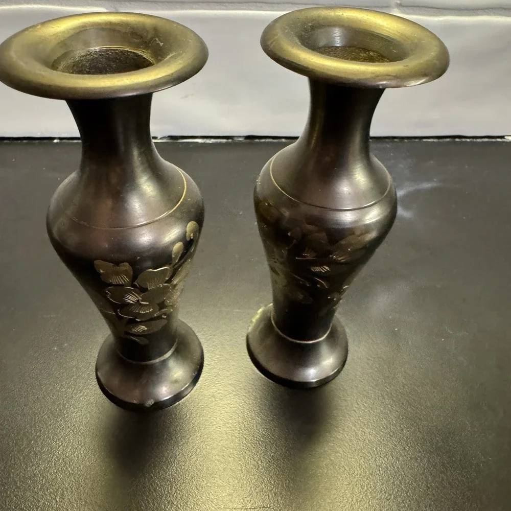 Brass Floral Etched Vase Vintage Marked India Solid Brass‎ Set Of 2